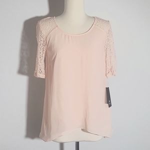 NWT Small pink top with lace sleeves